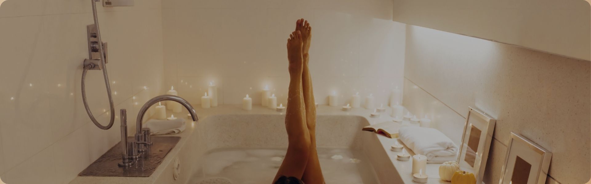 Beaute femme dans la baignoire Maison Beaute Vida